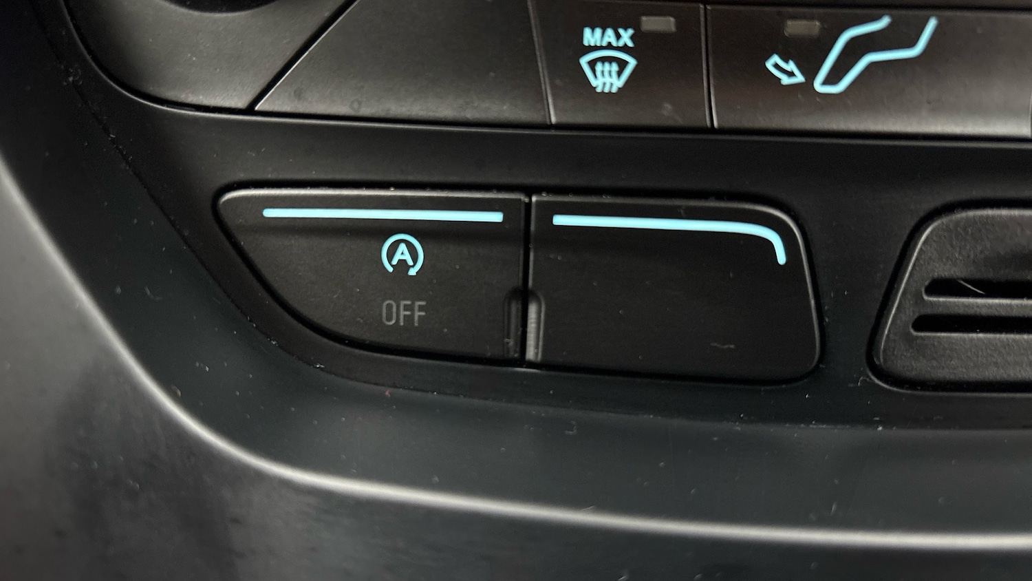 Used Ford Kuga 2018 for sale - 76542760: Photo 44