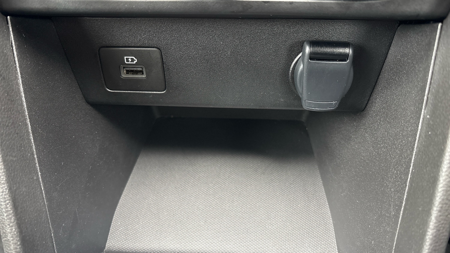 Used Dacia Jogger 2023 for sale - 77996928: Photo 37