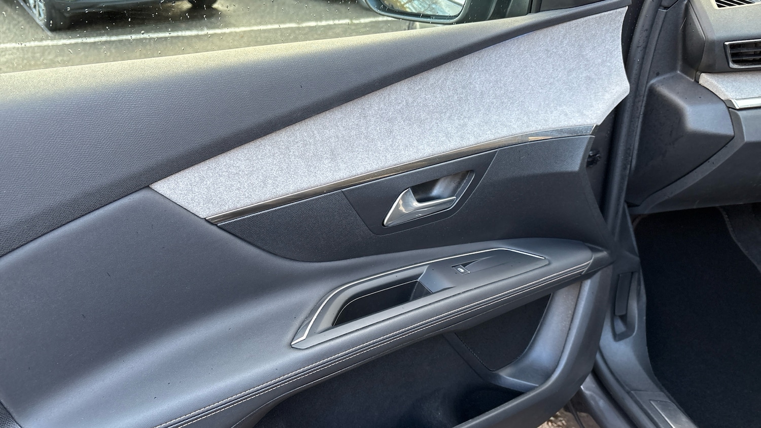 Used Peugeot 3008 2022 for sale - 76692647: Photo 22