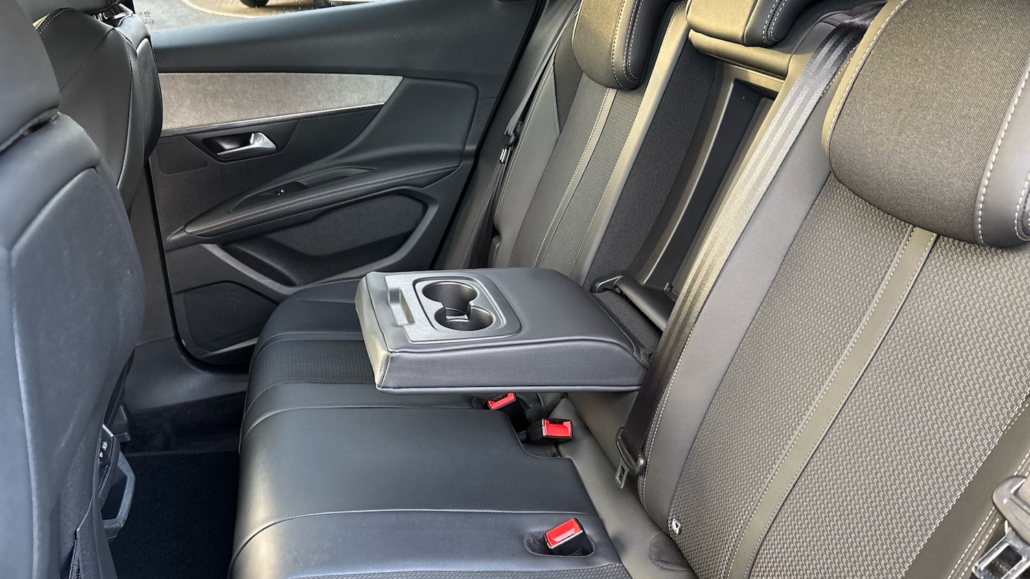 Used Peugeot 3008 2022 for sale - 76692647: Photo 26