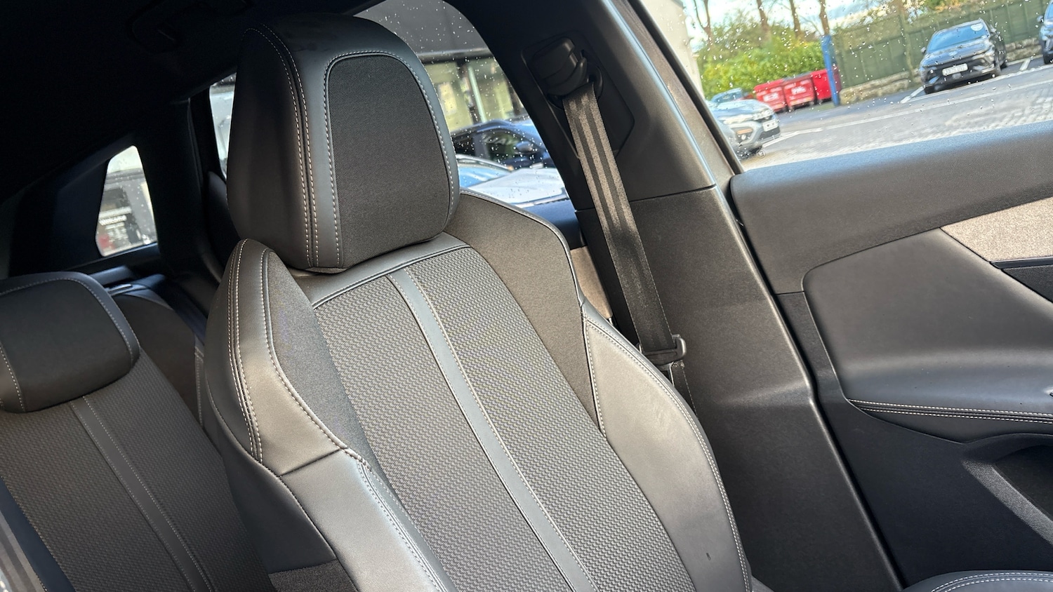 Used Peugeot 3008 2022 for sale - 76692647: Photo 42