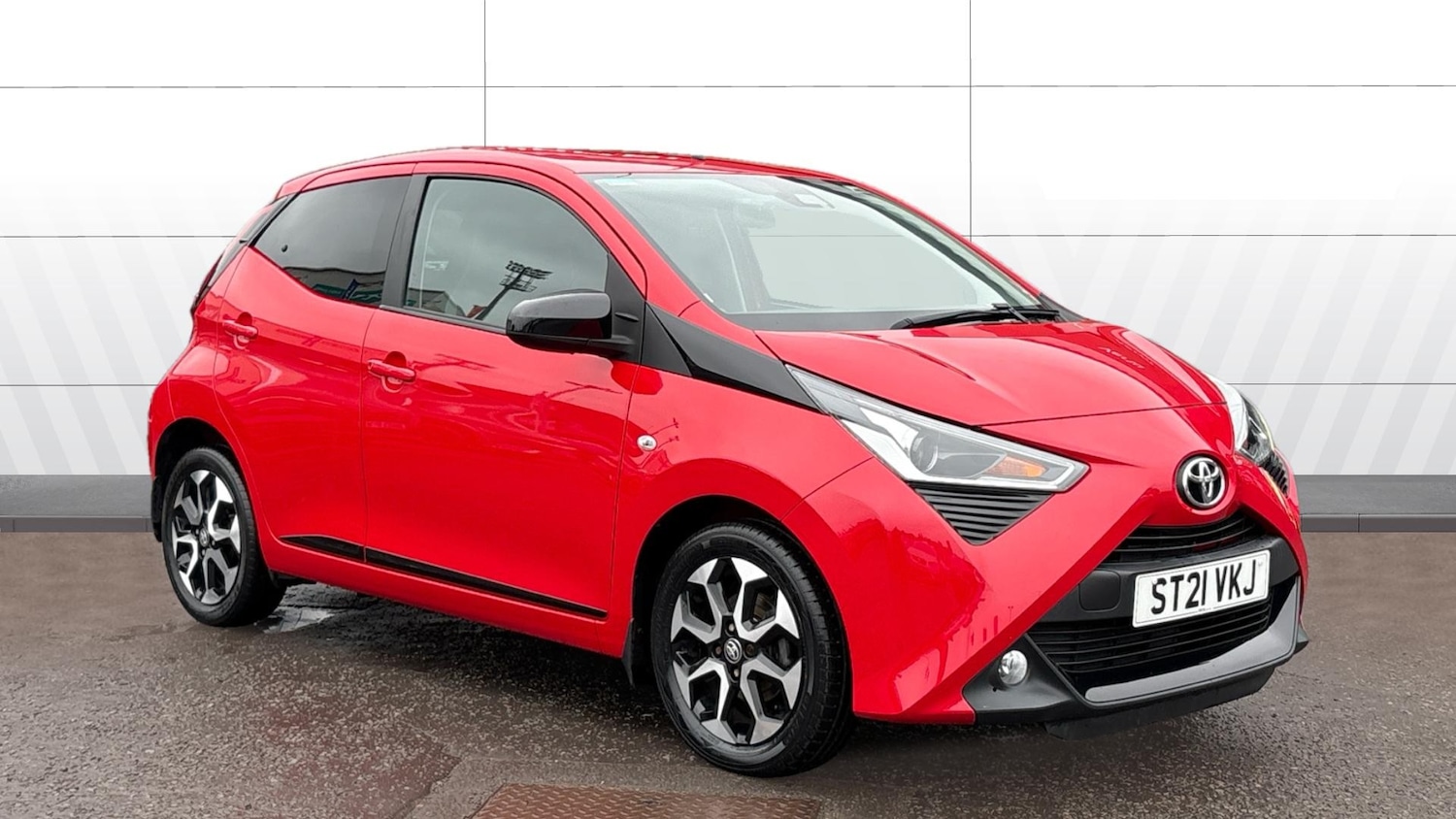 Used Toyota AYGO 2021 for sale - 76504422: Photo 1