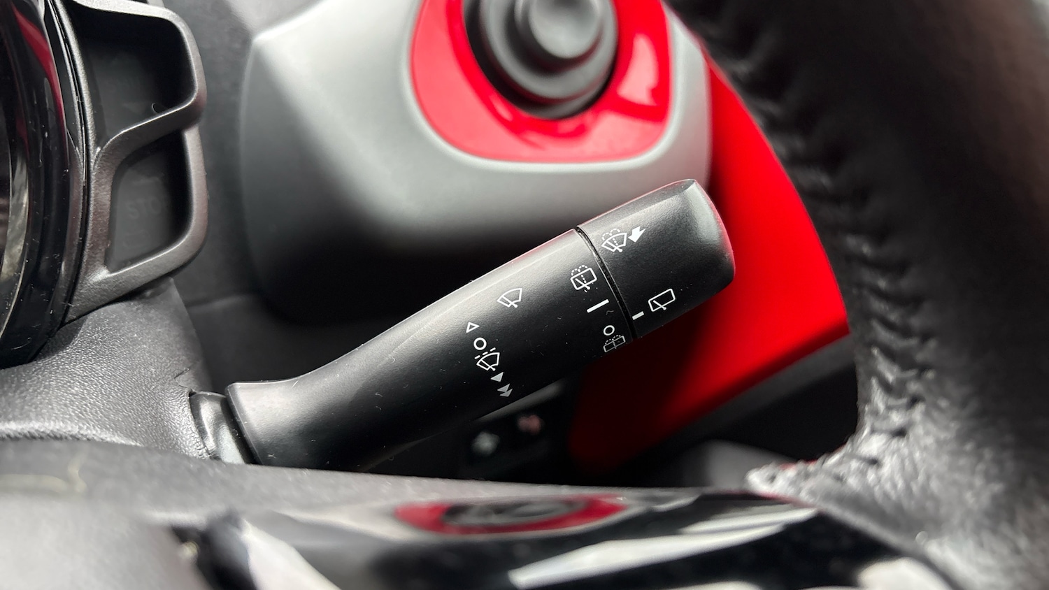 Used Toyota AYGO 2021 for sale - 76504422: Photo 38