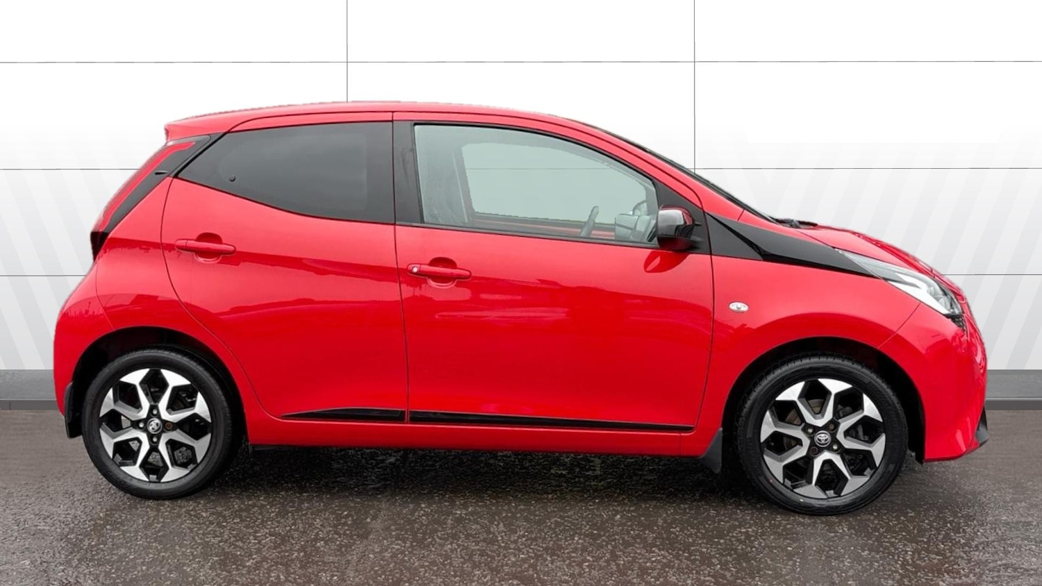 Used Toyota AYGO 2021 for sale - 76504422: Photo 5