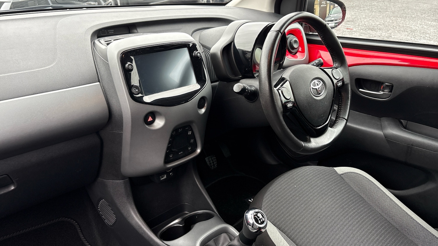 Used Toyota AYGO 2021 for sale - 76504422: Photo 9