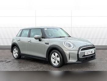 2021 (71) - 1.5 Cooper Classic 5dr