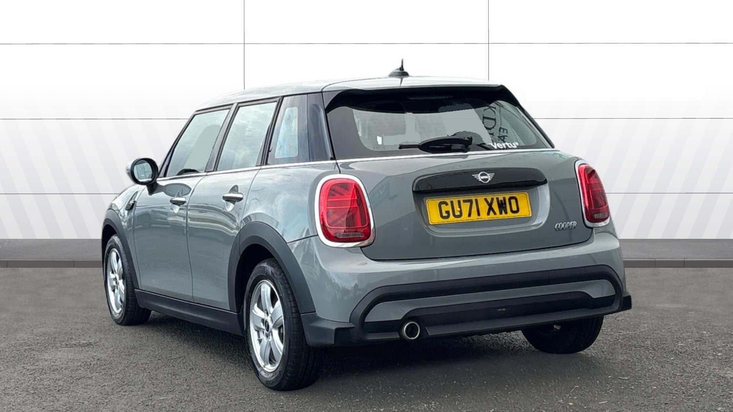 Used MINI Hatch 2021 for sale - 76853395: Photo 2