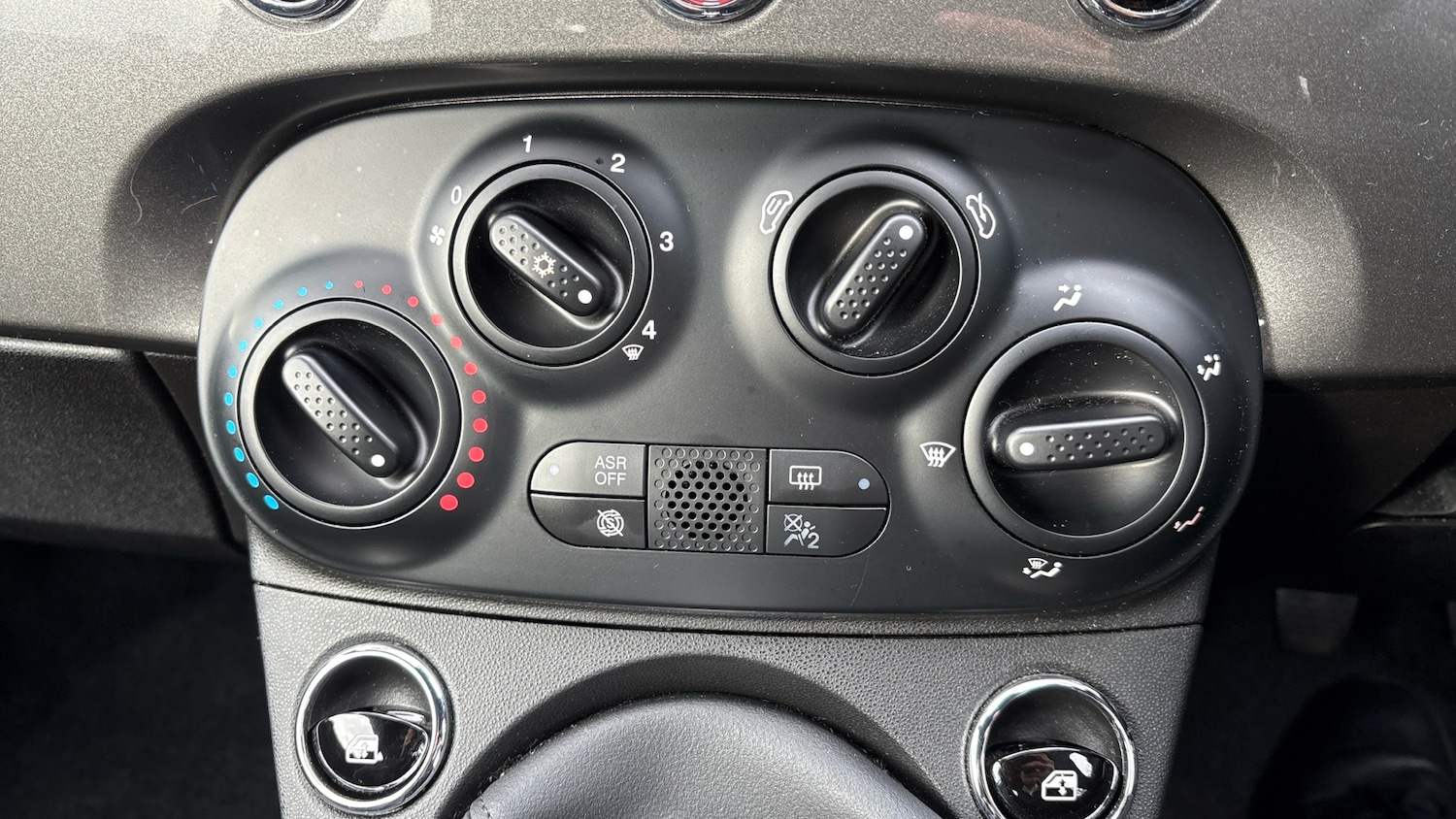 Used Fiat 500 2020 for sale - 77635257: Photo 34