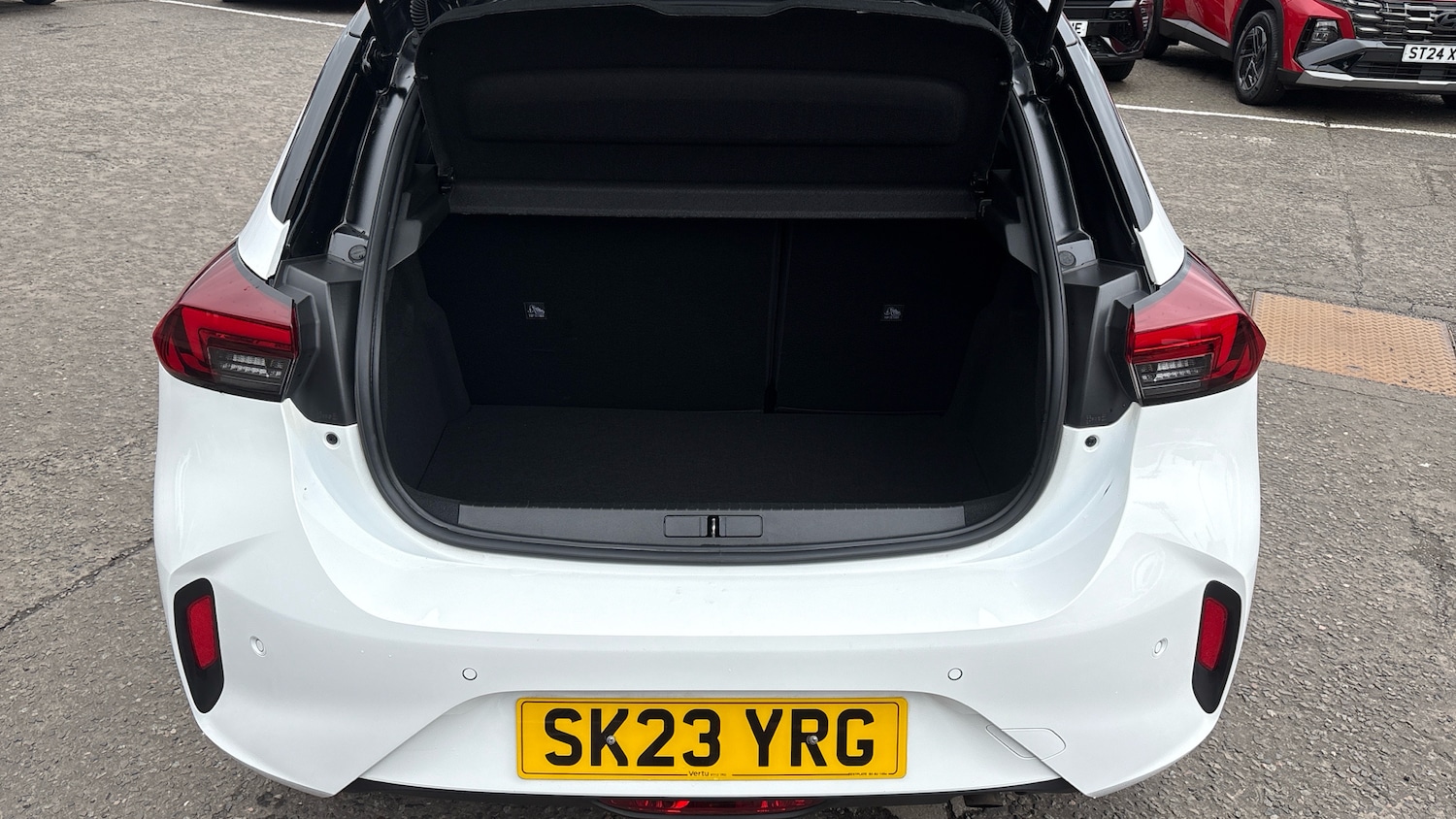 Used Vauxhall Corsa 2023 for sale - 77915380: Photo 4