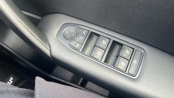 Used Renault Captur 2021 for sale - 75502180: Photo 31