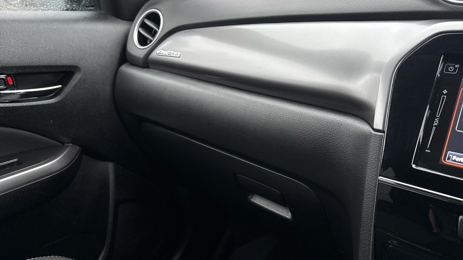 Used Suzuki Vitara 2018 for sale - 77353474: Photo 38