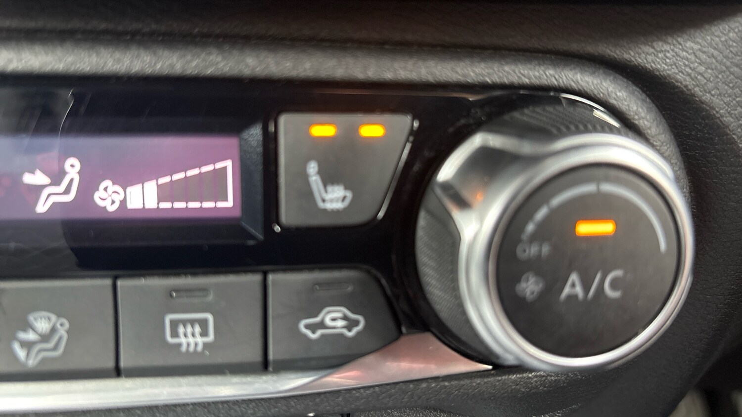 Used Nissan Juke 2021 for sale - 77917139: Photo 38