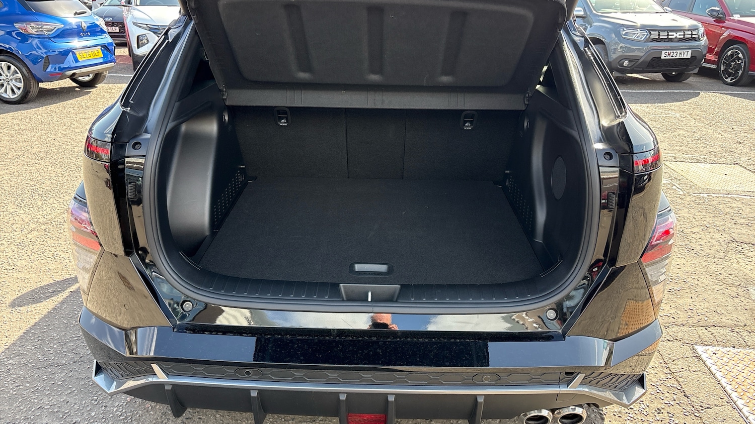 Used Hyundai KONA 2025 for sale - 78042591: Photo 4