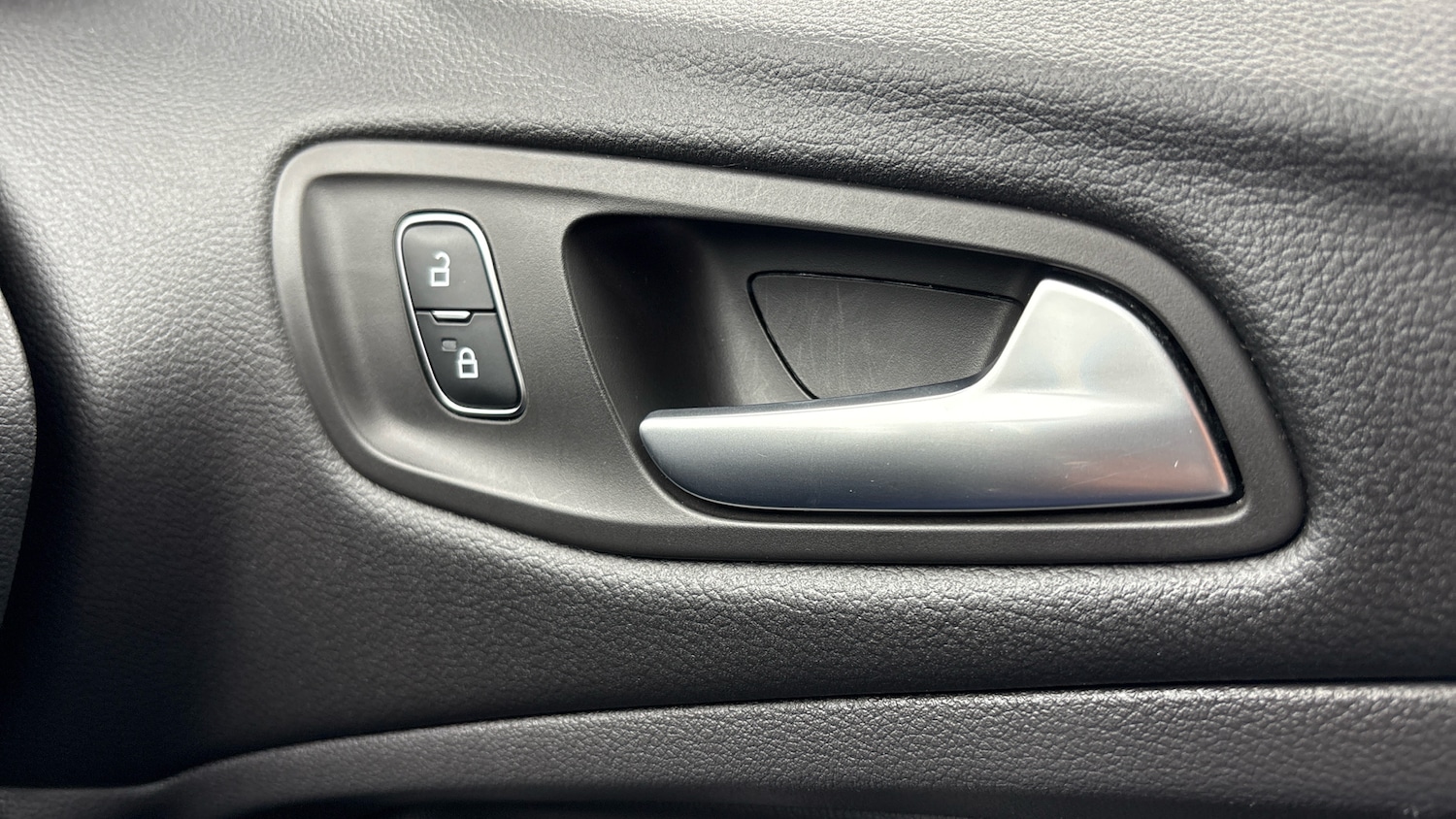 Used Ford Kuga 2019 for sale - 76186546: Photo 27