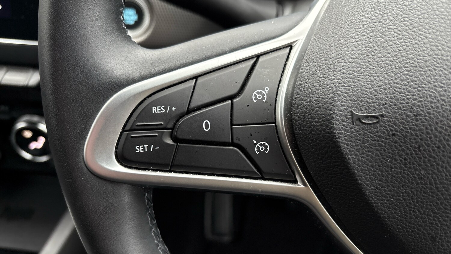 Used Renault Arkana 2024 for sale - 76718801: Photo 56