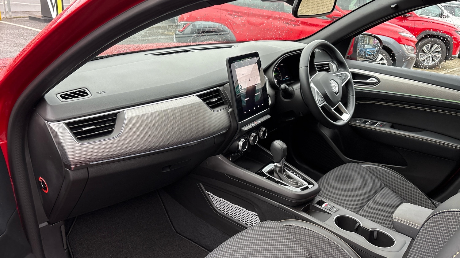 Used Renault Arkana 2024 for sale - 76718801: Photo 9