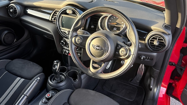 Used MINI Hatch 2018 for sale - 76299726: Photo 11