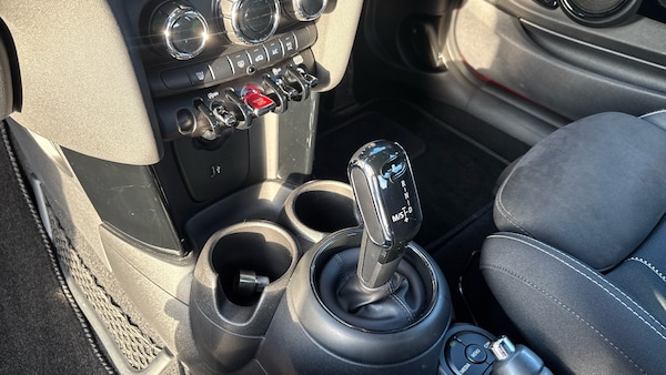 Used MINI Hatch 2018 for sale - 76299726: Photo 13