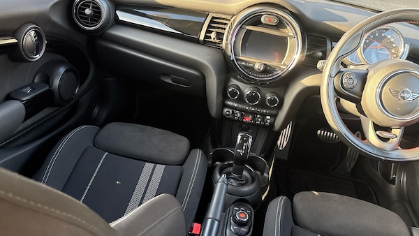 Used MINI Hatch 2018 for sale - 76299726: Photo 14