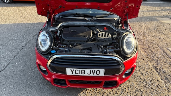 Used MINI Hatch 2018 for sale - 76299726: Photo 8
