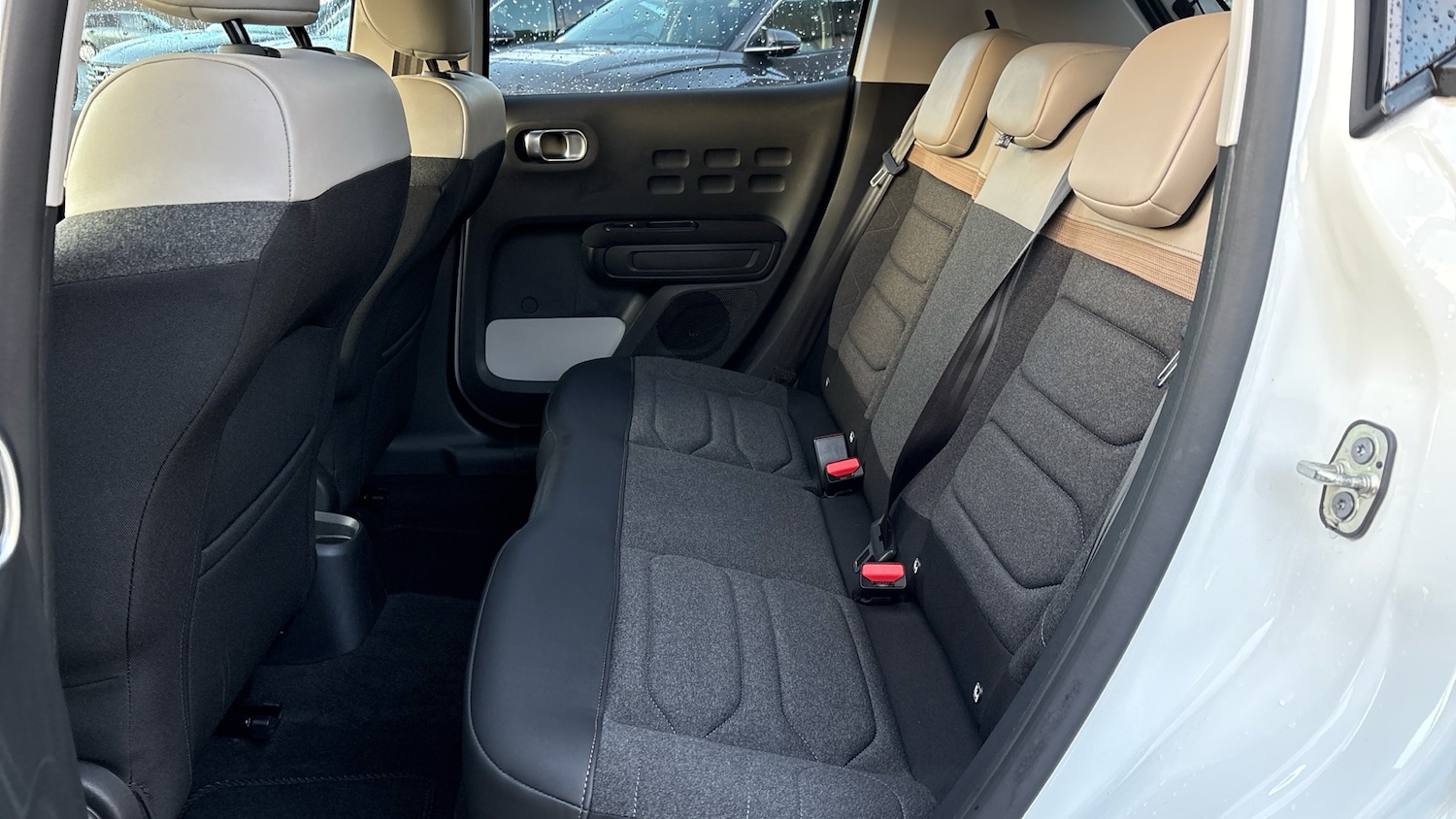 Used Citroen C3 2022 for sale - 76892854: Photo 16