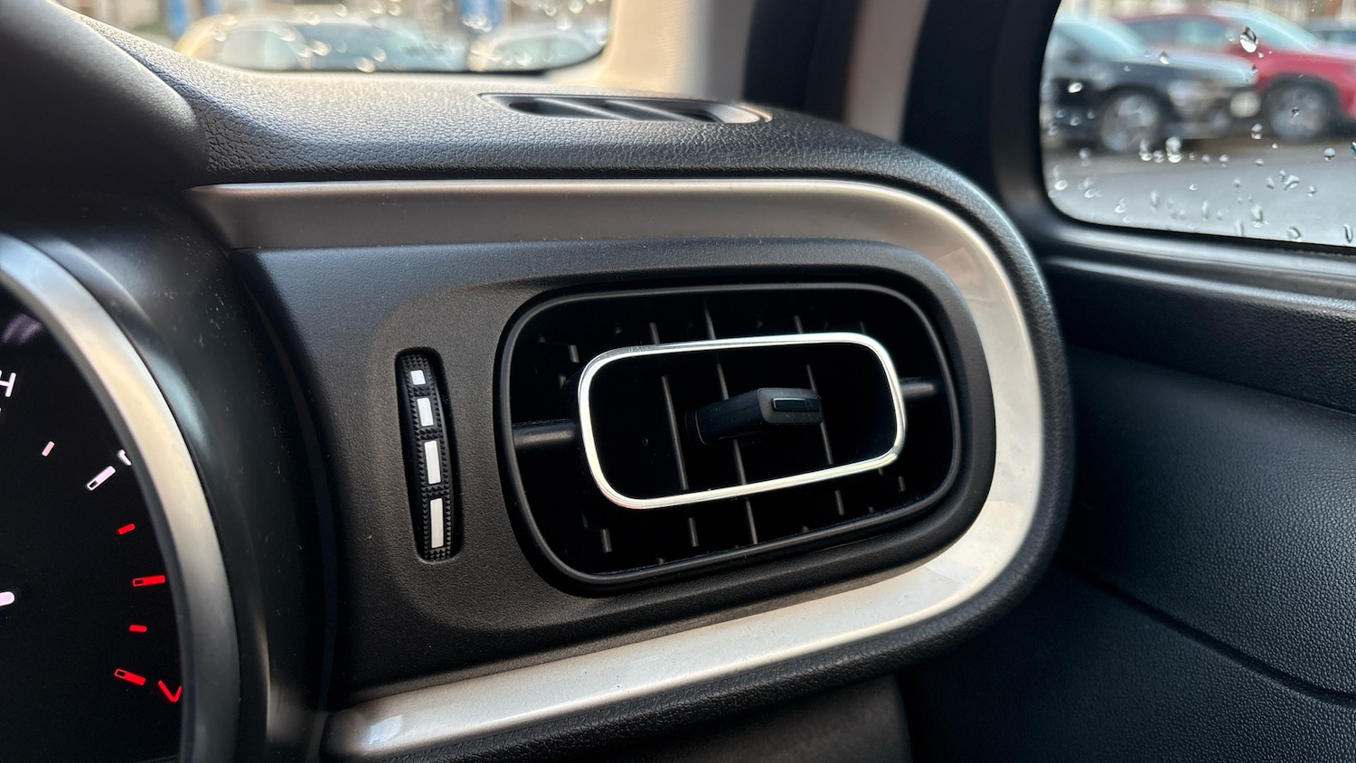 Used Citroen C3 2022 for sale - 76892854: Photo 27