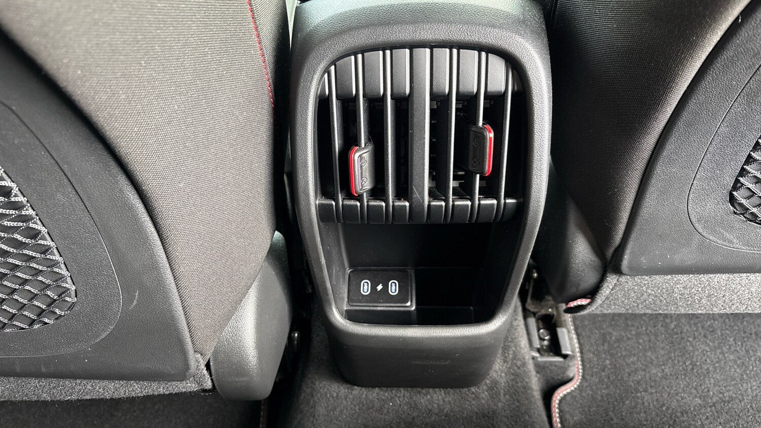 Used Hyundai KONA 2025 for sale - 77945973: Photo 57