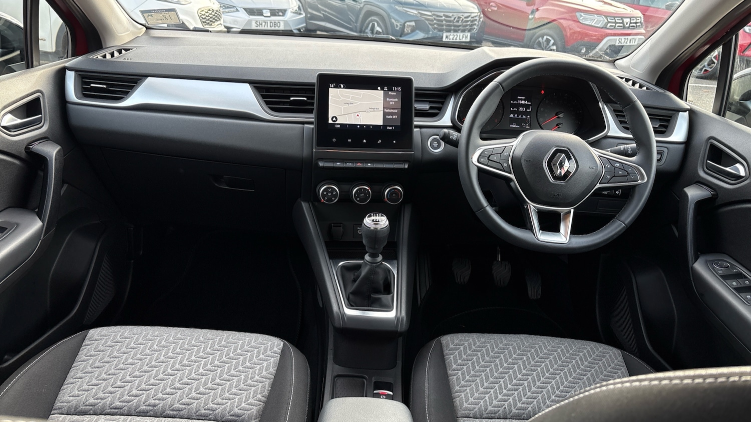 Used Renault Captur 2022 for sale - 76477092: Photo 10