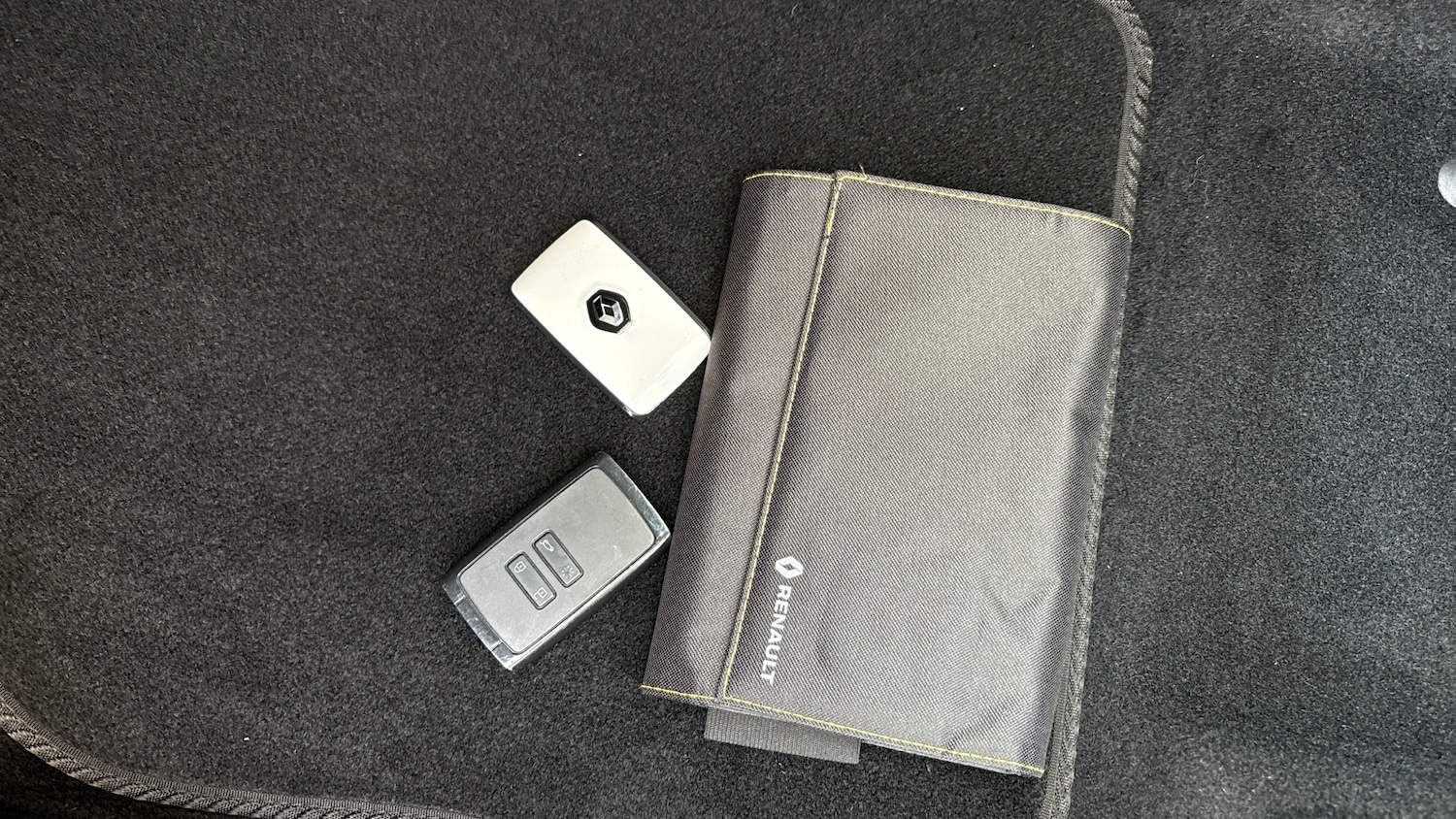 Used Renault Captur 2022 for sale - 76477092: Photo 19