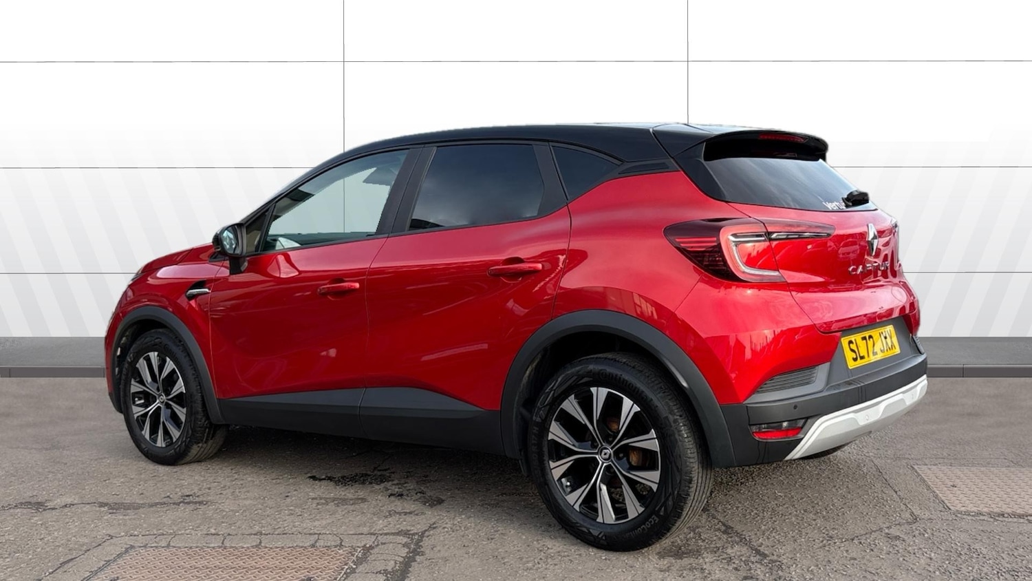 Used Renault Captur 2022 for sale - 76477092: Photo 2