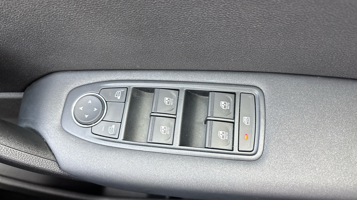 Used Renault Captur 2022 for sale - 76477092: Photo 24