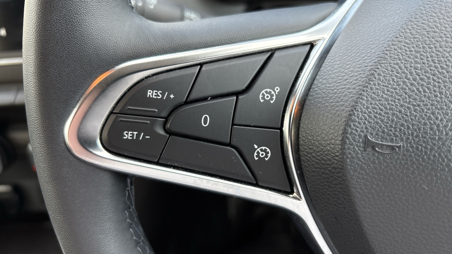 Used Renault Captur 2022 for sale - 76477092: Photo 29