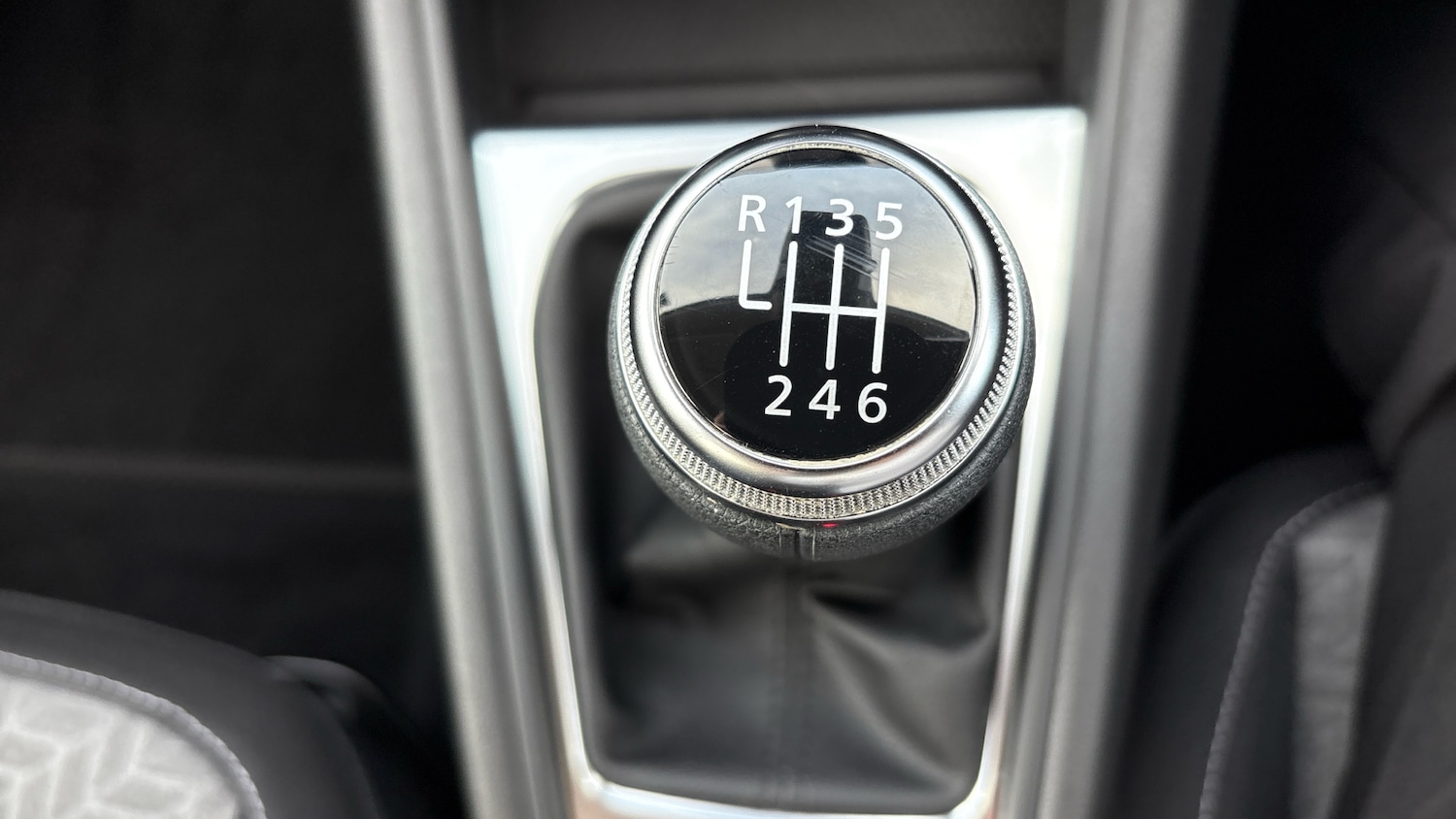 Used Renault Captur 2022 for sale - 76477092: Photo 34