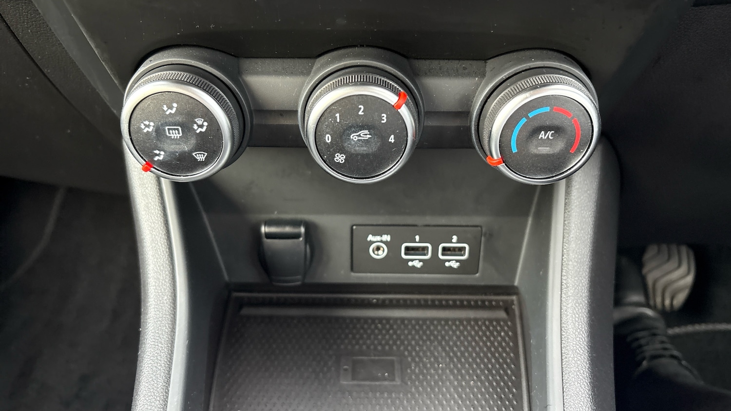 Used Renault Captur 2022 for sale - 76477092: Photo 37