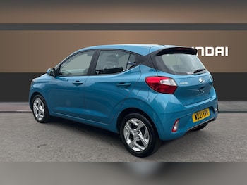 Used Hyundai i10 2021 for sale - 79111685: Photo