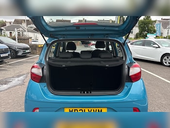 Used Hyundai i10 2021 for sale - 79111685: Photo