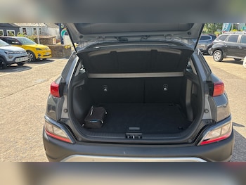 Used Hyundai KONA 2023 for sale - 78980896: Photo