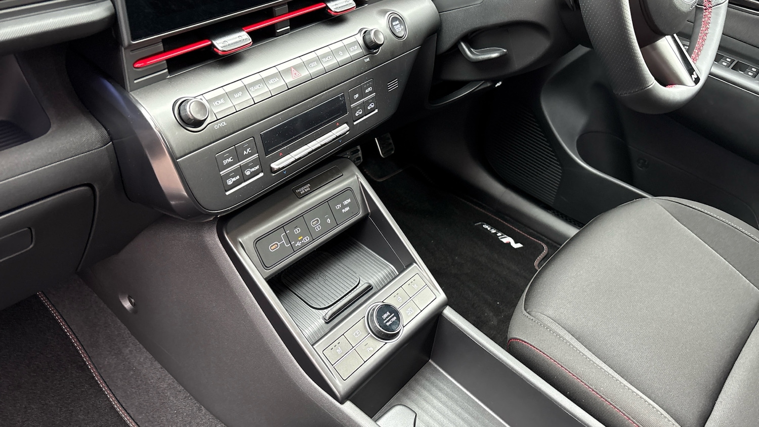 Used Hyundai KONA 2025 for sale - 76525641: Photo 13