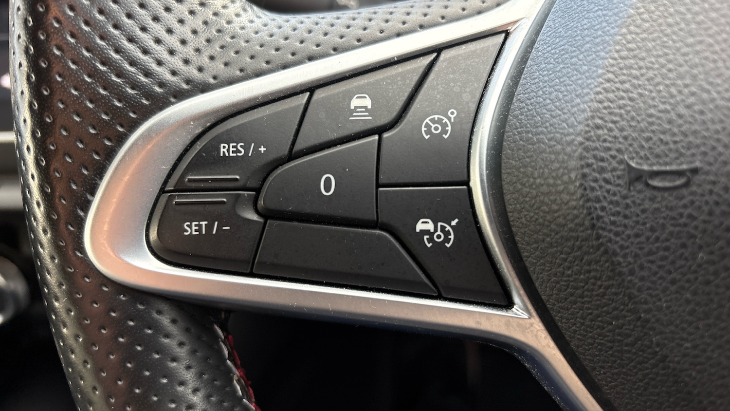 Used Renault Arkana 2022 for sale - 76637598: Photo 24