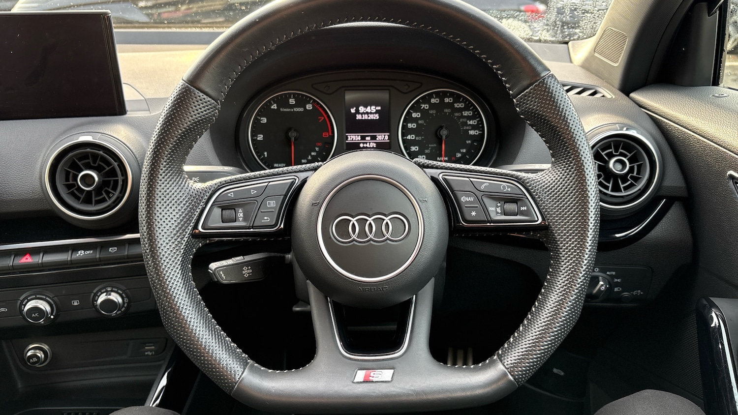 Used Audi Q2 2020 for sale - 76415664: Photo 40