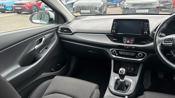 Used Hyundai i30 2018 for sale - 76273606: Photo 14