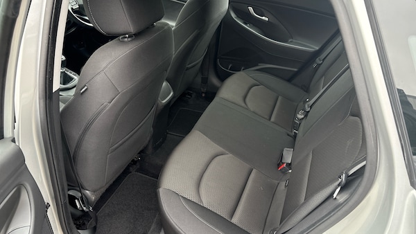 Used Hyundai i30 2018 for sale - 76273606: Photo 16