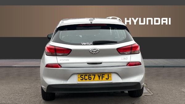 Used Hyundai i30 2018 for sale - 76273606: Photo 6