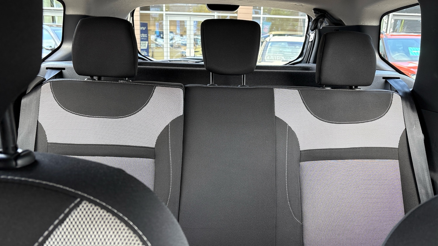 Used Dacia Duster 2017 for sale - 76078039: Photo 15