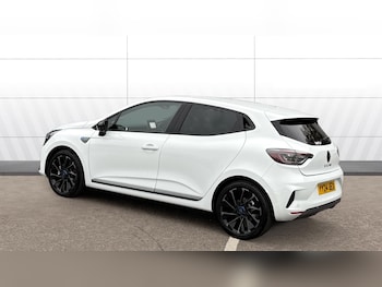 Used Renault Clio 2024 for sale - 76193776: Photo 2