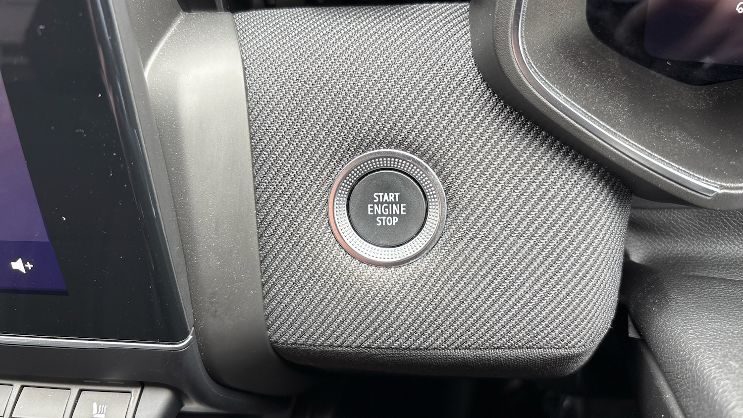 Used Renault Clio 2024 for sale - 76193776: Photo 35