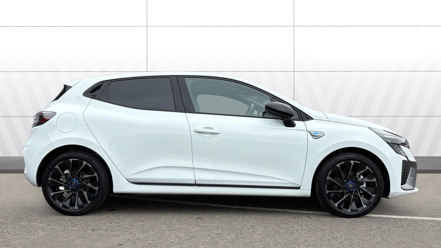 Used Renault Clio 2024 for sale - 76193776: Photo 5