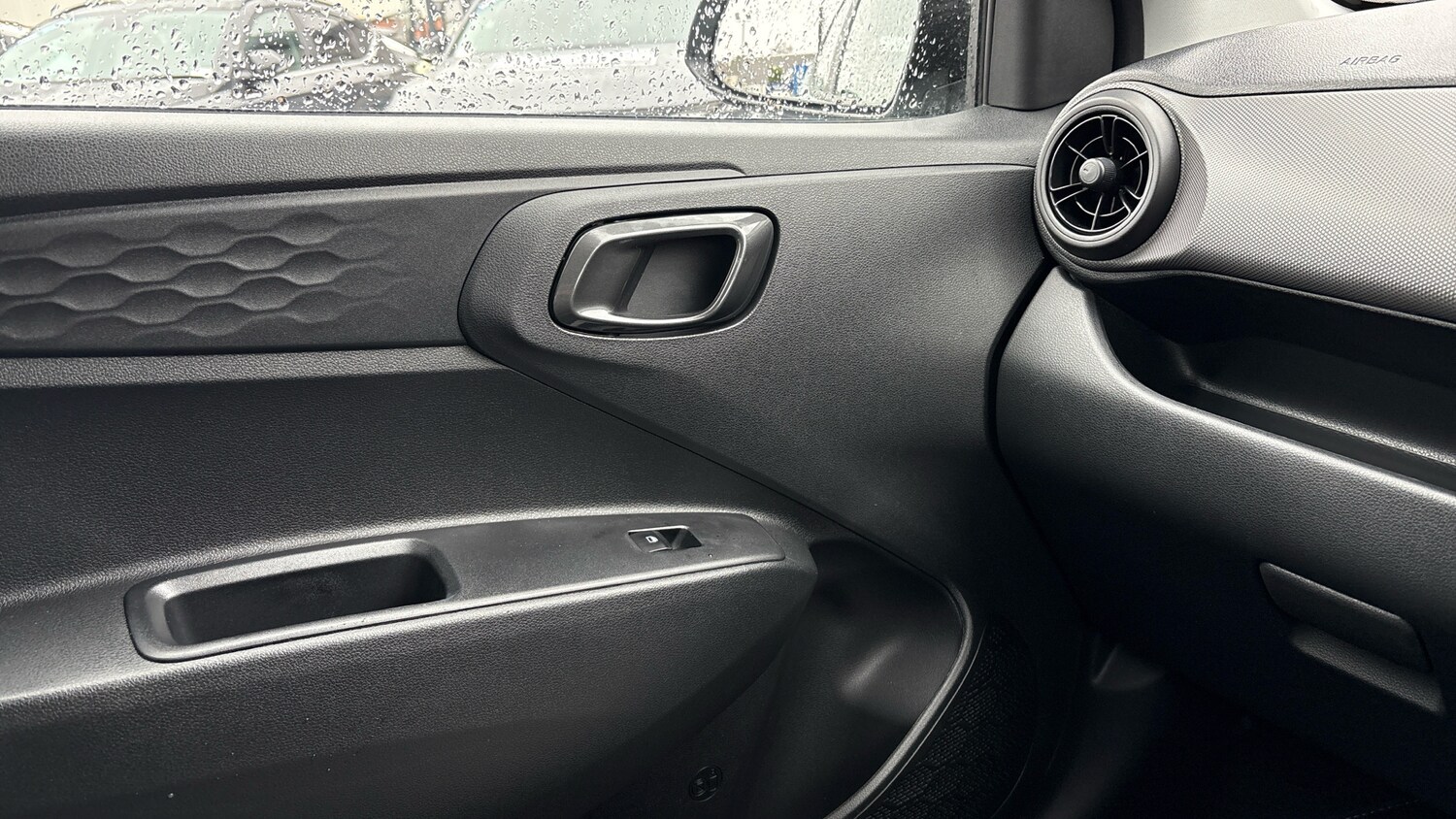 Used Hyundai i10 2025 for sale - 77515353: Photo 46