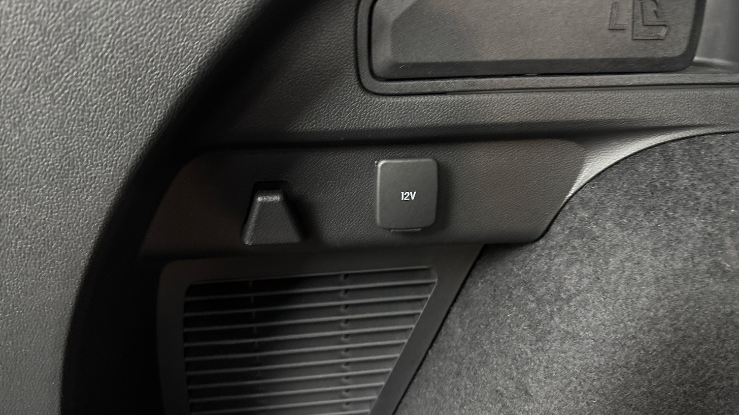 Used Ford Kuga 2023 for sale - 76340496: Photo 24
