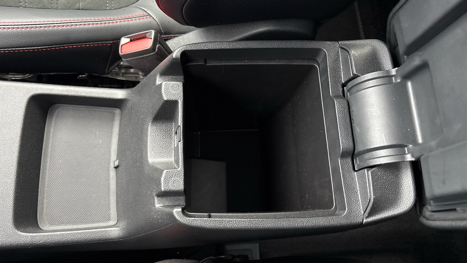 Used Ford Kuga 2023 for sale - 76340496: Photo 35